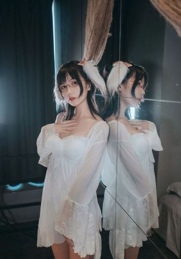 裸体监狱 三级