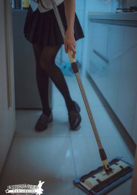 恸哭的女教师