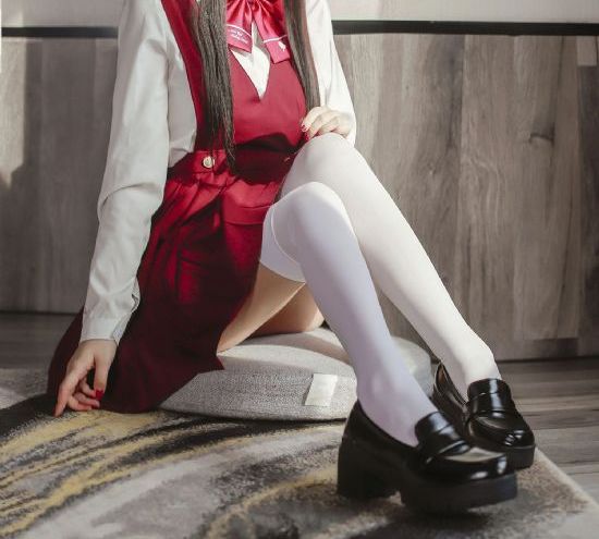 魔王爱上精灵女仆动漫在线观看