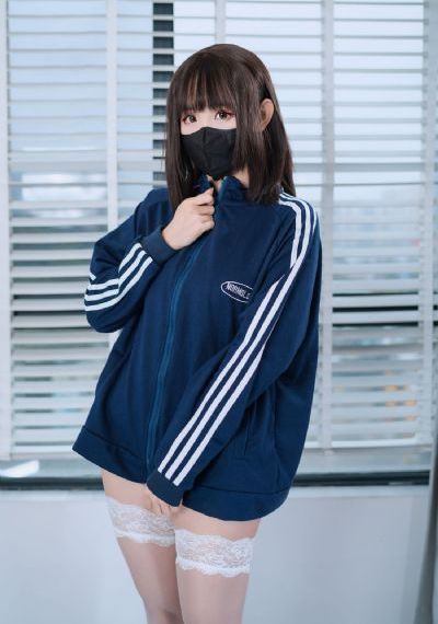 白衣绳奴隶