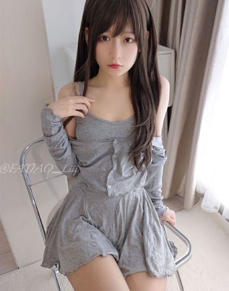他不是我