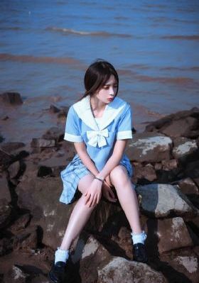 扒开老师双腿猛进入
