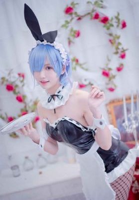 纯洁の轮舞曲无删减在线里番